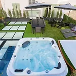 Montaigne - Luxurious - 350m Palais - Lra Apartman *