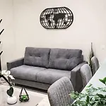 Montaigne - Luxurious - 350m Palais - Lra