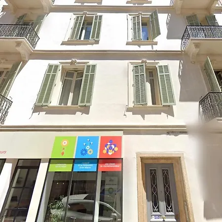 Montaigne - Luxurious - 350m Palais - Lra Apartment