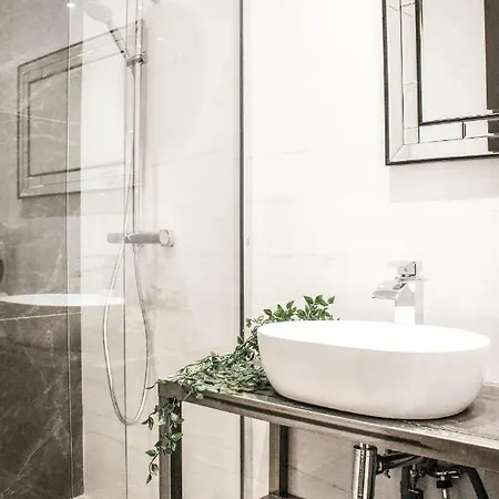 Apartment Montaigne - Luxurious - 350m Palais - Lra Cannes